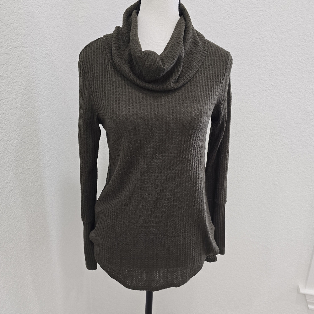 Ultra Flirt Green Turtle Neck Long Sleeve Top Shirt Blouse Size Small